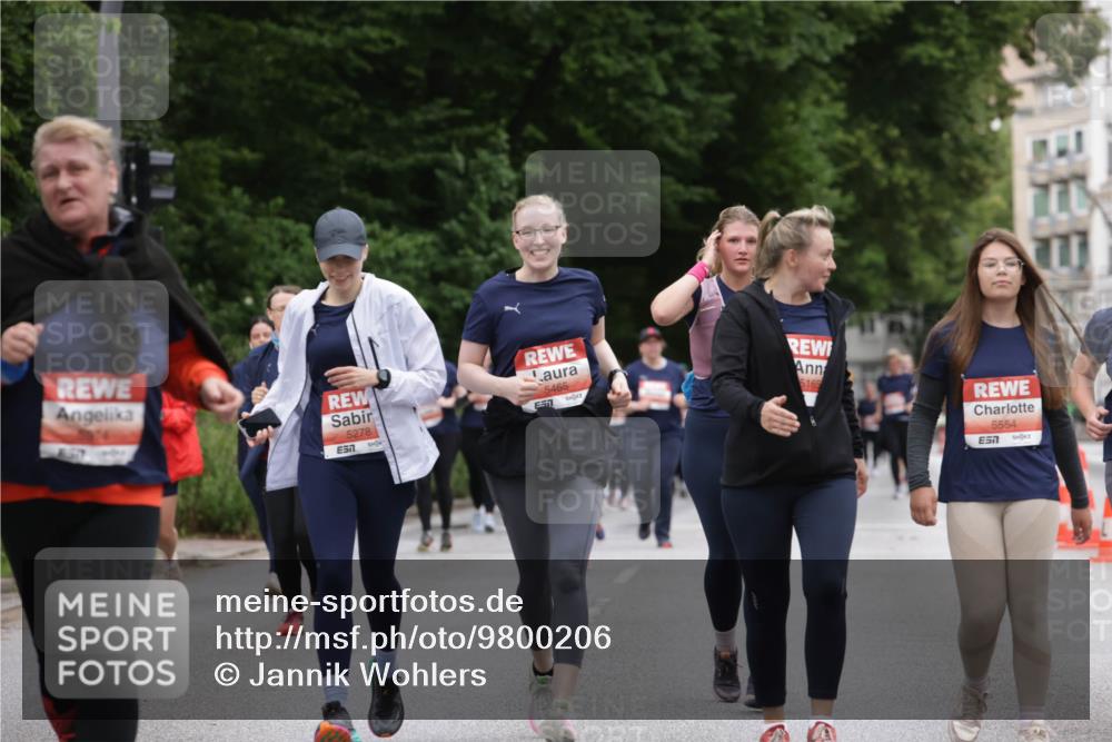 14.06.2026 - REWE Women's Run Jannik Wohlers http://msf.ph/oto/9800206 14.06.2026 11:03:03 Laufen 5278, 5465, 5165, 5554, 7, 700 meine-sportfotos.de