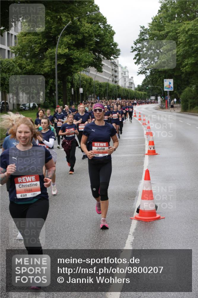 14.06.2026 - REWE Women's Run Jannik Wohlers http://msf.ph/oto/9800207 14.06.2026 10:40:20 Laufen 5444, 7, 5418 meine-sportfotos.de