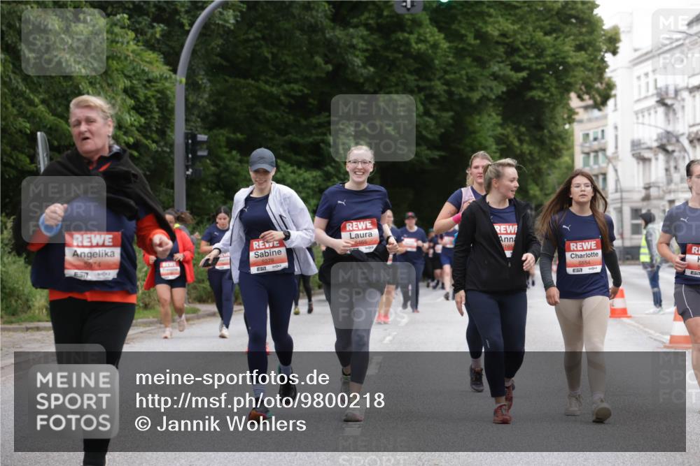 14.06.2026 - REWE Women's Run Jannik Wohlers http://msf.ph/oto/9800218 14.06.2026 11:03:03 Laufen 5465, 5278, 165, 7, 57, 5554, 57 meine-sportfotos.de