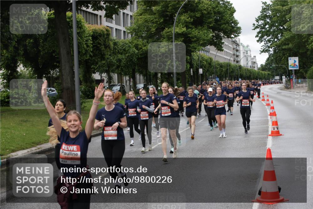 14.06.2026 - REWE Women's Run Jannik Wohlers http://msf.ph/oto/9800226 14.06.2026 10:40:23 Laufen 5529, 7, 7 meine-sportfotos.de