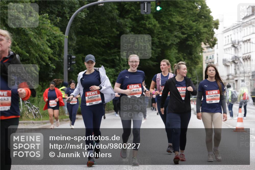 14.06.2026 - REWE Women's Run Jannik Wohlers http://msf.ph/oto/9800227 14.06.2026 11:03:04 Laufen 5278, 5465, 165, 5554 meine-sportfotos.de