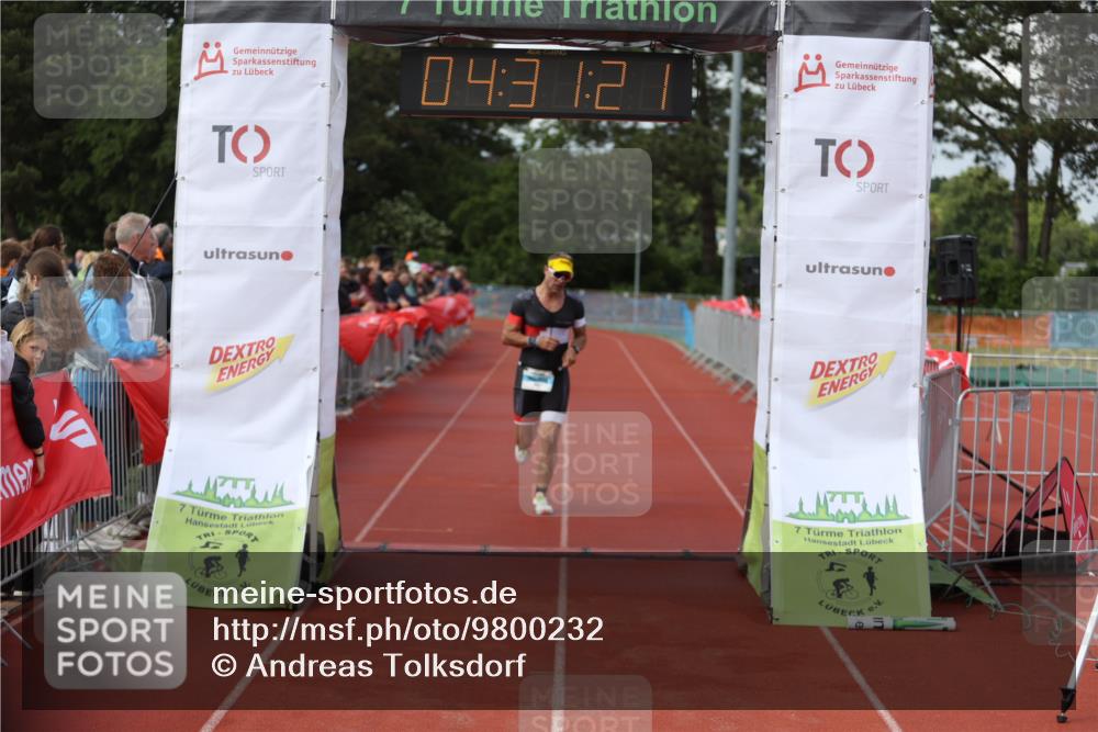 14.06.2026 - 7 Türme Triathlon Andreas Tolksdorf http://msf.ph/oto/9800232 14.06.2026 15:31:20 Ziel 1091 meine-sportfotos.de