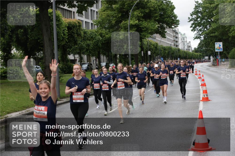 14.06.2026 - REWE Women's Run Jannik Wohlers http://msf.ph/oto/9800233 14.06.2026 10:40:23 Laufen 5629, 657 meine-sportfotos.de