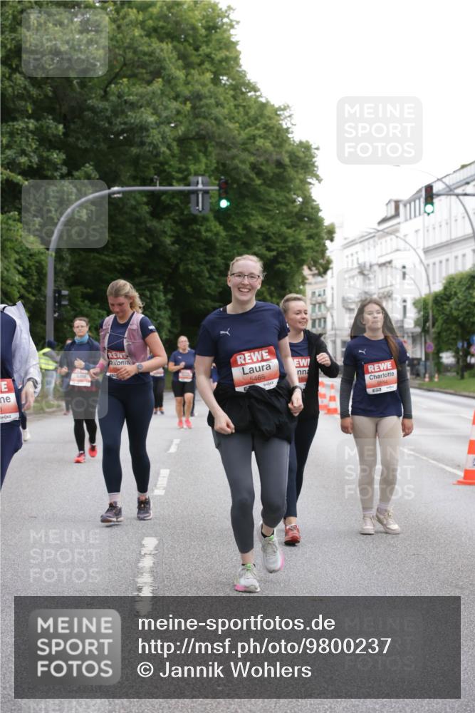 14.06.2026 - REWE Women's Run Jannik Wohlers http://msf.ph/oto/9800237 14.06.2026 11:03:06 Laufen 5554, 57, 5465 meine-sportfotos.de