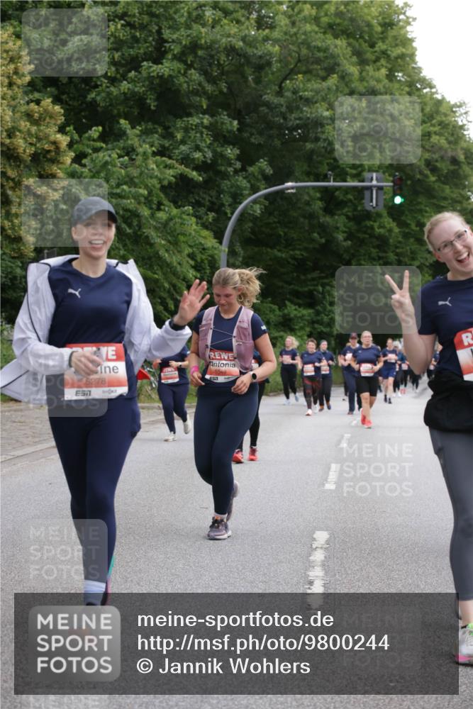 14.06.2026 - REWE Women's Run Jannik Wohlers http://msf.ph/oto/9800244 14.06.2026 11:03:07 Laufen 5278, 5549 meine-sportfotos.de