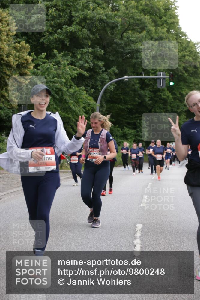 14.06.2026 - REWE Women's Run Jannik Wohlers http://msf.ph/oto/9800248 14.06.2026 11:03:07 Laufen 5278, 7, 5549 meine-sportfotos.de