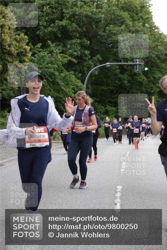 14.06.2026 - REWE Women's Run Jannik Wohlers http://msf.ph/oto/9800250 14.06.2026 11:03:07 Laufen 5278 meine-sportfotos.de