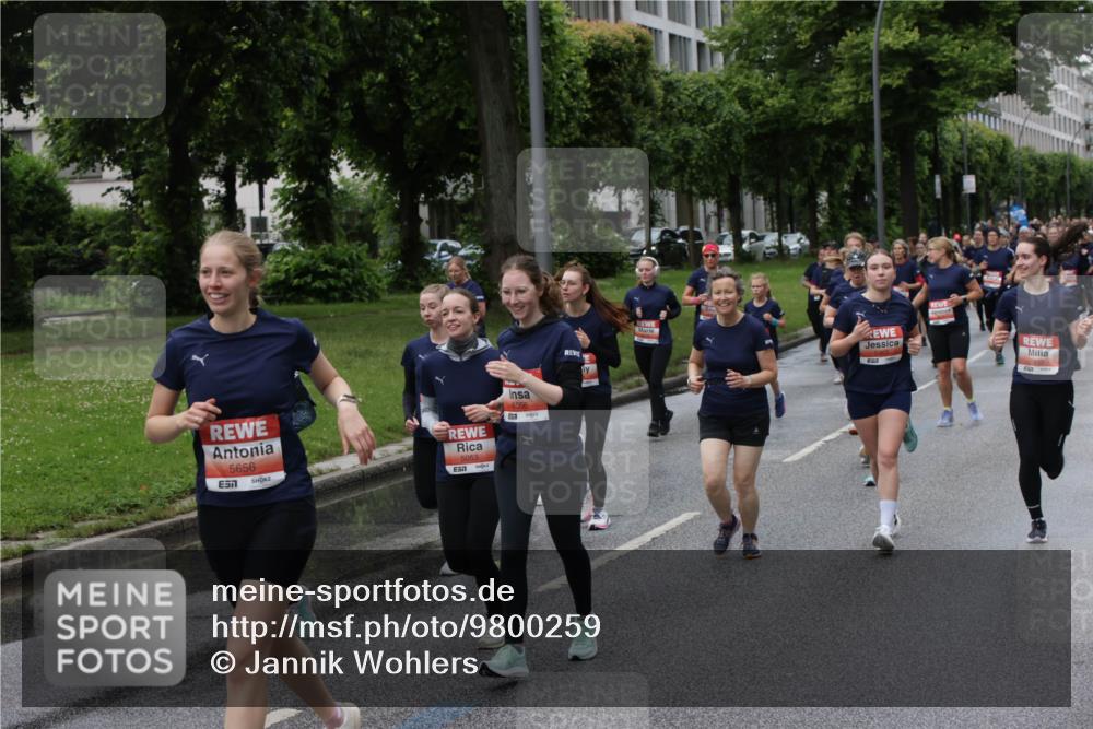 14.06.2026 - REWE Women's Run Jannik Wohlers http://msf.ph/oto/9800259 14.06.2026 10:40:26 Laufen 5656, 5053, 6056, 651 meine-sportfotos.de
