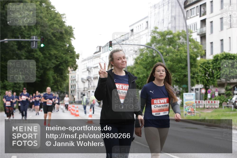 14.06.2026 - REWE Women's Run Jannik Wohlers http://msf.ph/oto/9800266 14.06.2026 11:03:09 Laufen 5165, 5554, 7 meine-sportfotos.de