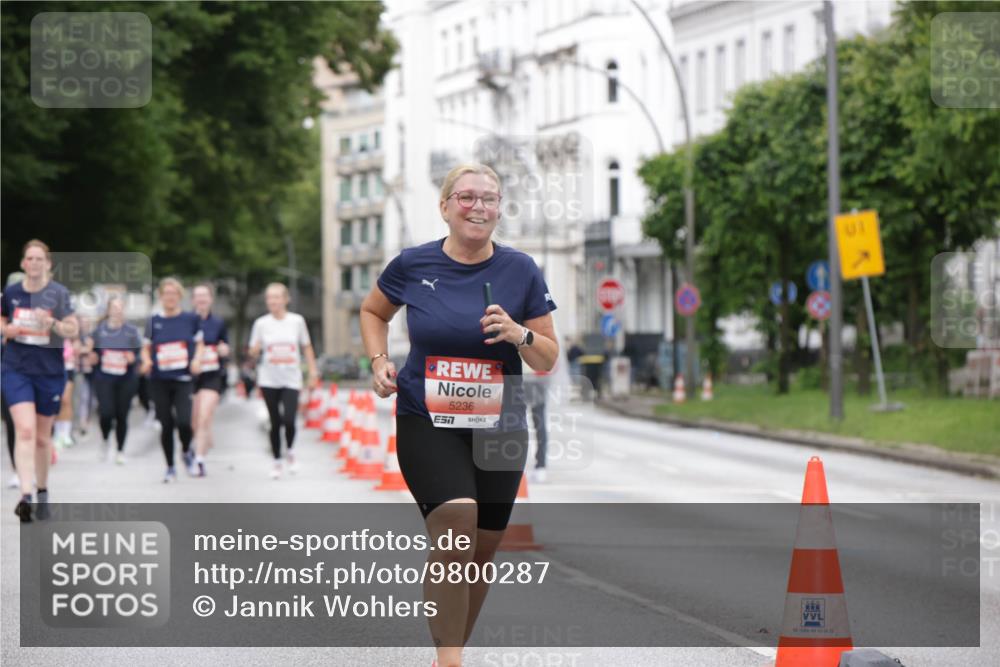 14.06.2026 - REWE Women's Run Jannik Wohlers http://msf.ph/oto/9800287 14.06.2026 11:03:12 Laufen 5236, 040, 66, 93, 02, 22 meine-sportfotos.de