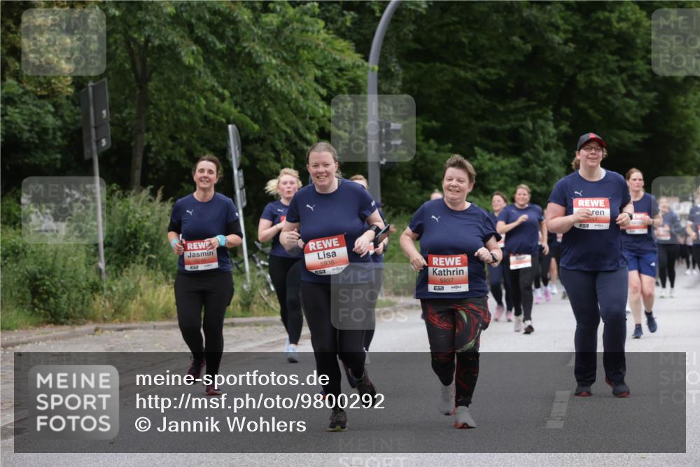 14.06.2026 - REWE Women's Run Jannik Wohlers http://msf.ph/oto/9800292 14.06.2026 11:03:14 Laufen 5938, 5937, 211 meine-sportfotos.de