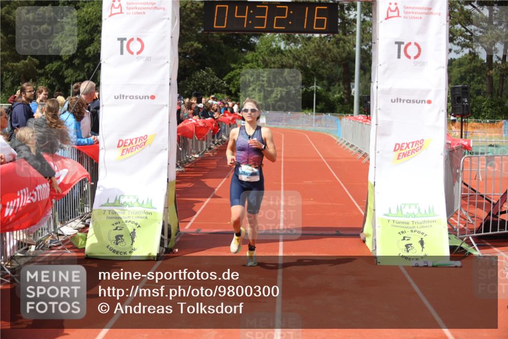 14.06.2026 - 7 Türme Triathlon Andreas Tolksdorf http://msf.ph/oto/9800300 14.06.2026 15:32:15 Ziel 901, 1021, 1768 meine-sportfotos.de