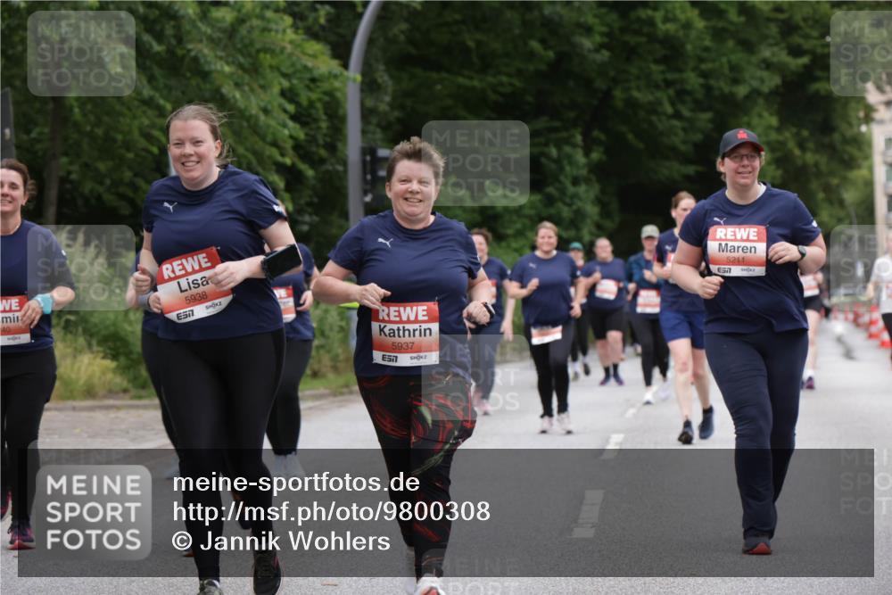 14.06.2026 - REWE Women's Run Jannik Wohlers http://msf.ph/oto/9800308 14.06.2026 11:03:15 Laufen 40, 5938, 57, 5937, 7, 5211, 57 meine-sportfotos.de