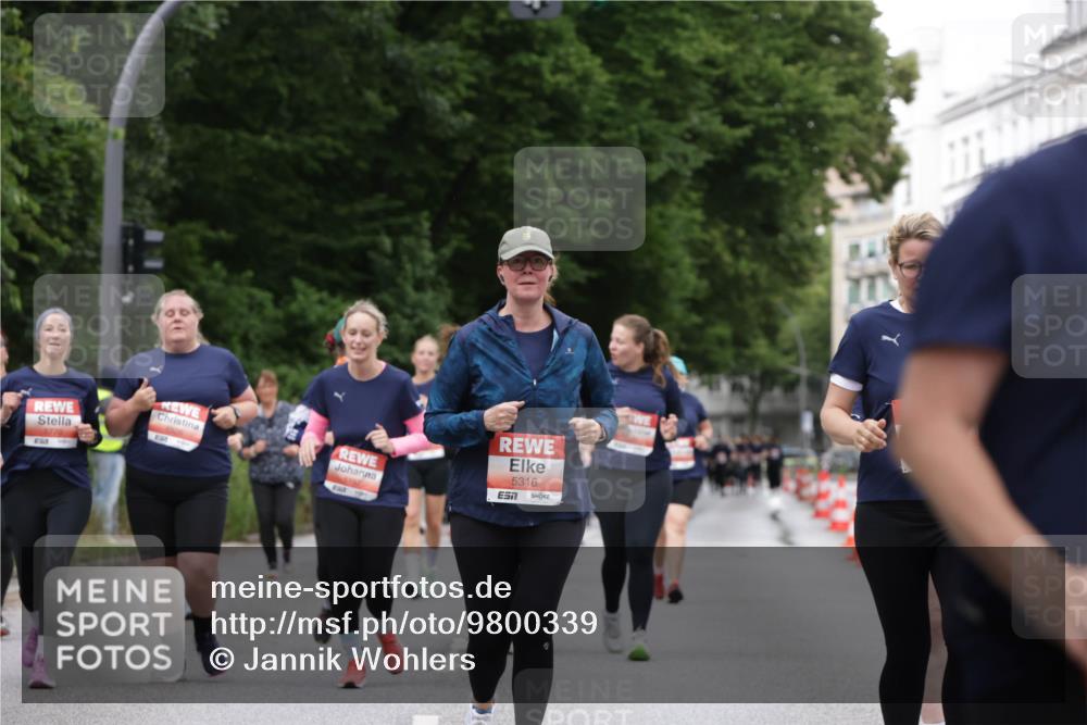 14.06.2026 - REWE Women's Run Jannik Wohlers http://msf.ph/oto/9800339 14.06.2026 11:03:23 Laufen 6710, 5316, 7 meine-sportfotos.de