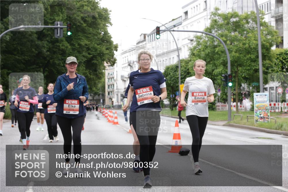 14.06.2026 - REWE Women's Run Jannik Wohlers http://msf.ph/oto/9800352 14.06.2026 11:03:24 Laufen 5316, 57, 5762, 5761 meine-sportfotos.de