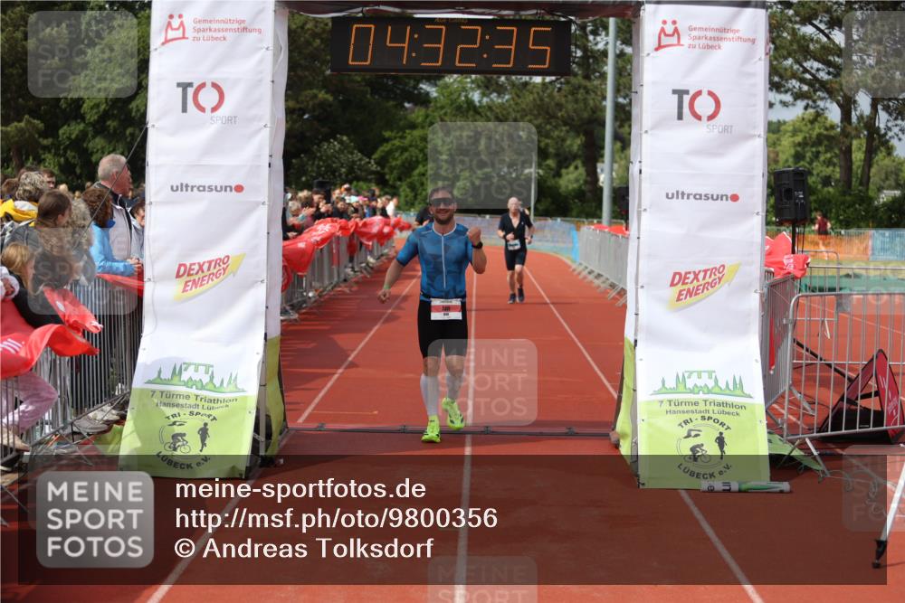 14.06.2026 - 7 Türme Triathlon Andreas Tolksdorf http://msf.ph/oto/9800356 14.06.2026 15:32:33 Ziel 840, 917, 1025 meine-sportfotos.de