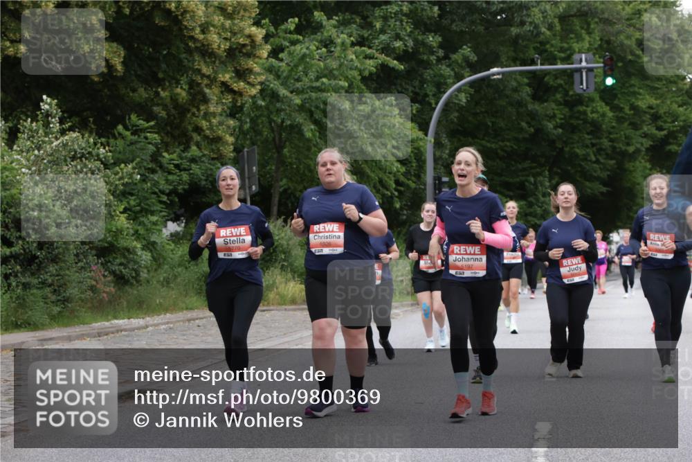14.06.2026 - REWE Women's Run Jannik Wohlers http://msf.ph/oto/9800369 14.06.2026 11:03:26 Laufen 5770, 51, 5197 meine-sportfotos.de