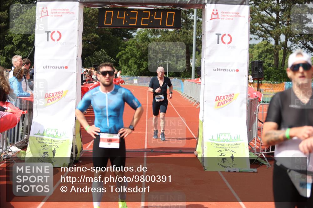 14.06.2026 - 7 Türme Triathlon Andreas Tolksdorf http://msf.ph/oto/9800391 14.06.2026 15:32:39 Ziel 840, 917, 1025 meine-sportfotos.de