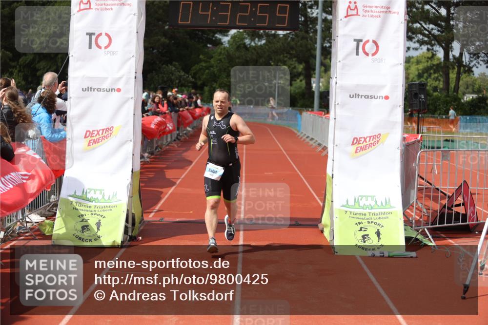 14.06.2026 - 7 Türme Triathlon Andreas Tolksdorf http://msf.ph/oto/9800425 14.06.2026 15:32:58 Ziel 1123 meine-sportfotos.de