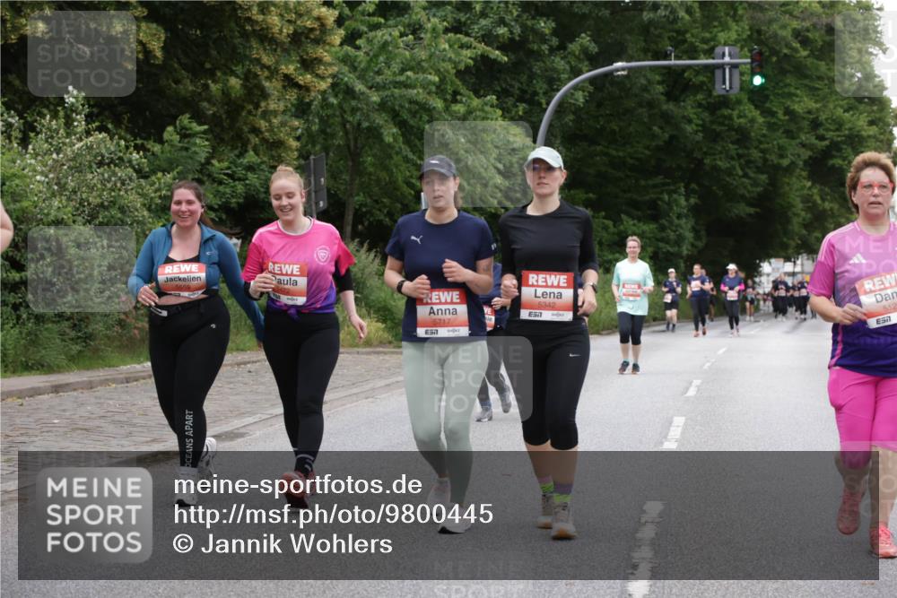 14.06.2026 - REWE Women's Run Jannik Wohlers http://msf.ph/oto/9800445 14.06.2026 11:03:41 Laufen 5559, 5472, 5717, 7, 5342, 57, 512, 657 meine-sportfotos.de