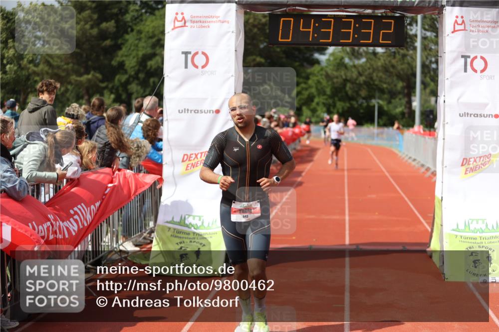 14.06.2026 - 7 Türme Triathlon Andreas Tolksdorf http://msf.ph/oto/9800462 14.06.2026 15:33:30 Ziel 643, 665 meine-sportfotos.de