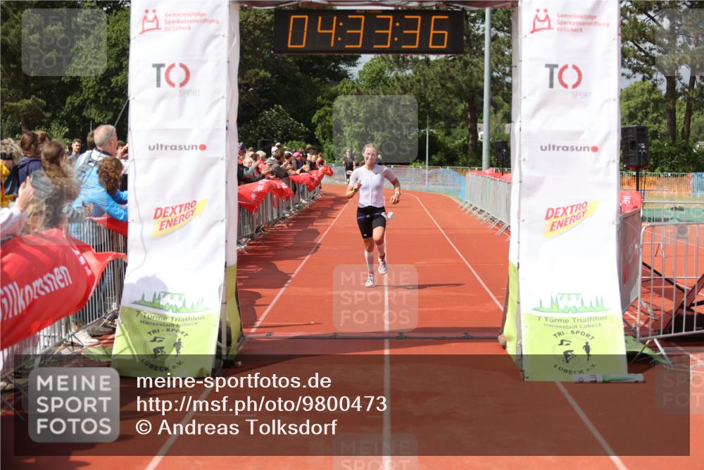 14.06.2026 - 7 Türme Triathlon Andreas Tolksdorf http://msf.ph/oto/9800473 14.06.2026 15:33:34 Ziel 643, 665 meine-sportfotos.de