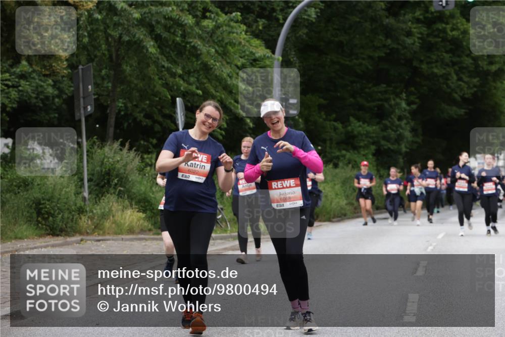14.06.2026 - REWE Women's Run Jannik Wohlers http://msf.ph/oto/9800494 14.06.2026 11:03:54 Laufen 6022, 6068, 7 meine-sportfotos.de