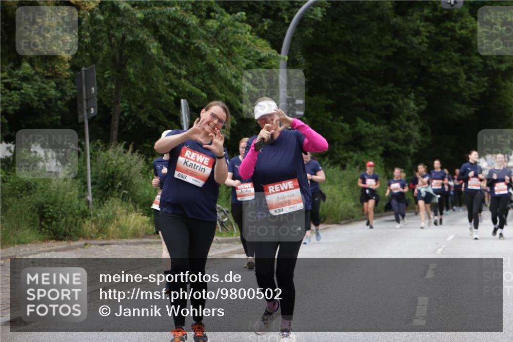 14.06.2026 - REWE Women's Run Jannik Wohlers http://msf.ph/oto/9800502 14.06.2026 11:03:55 Laufen 7, 6022, 6068, 7 meine-sportfotos.de
