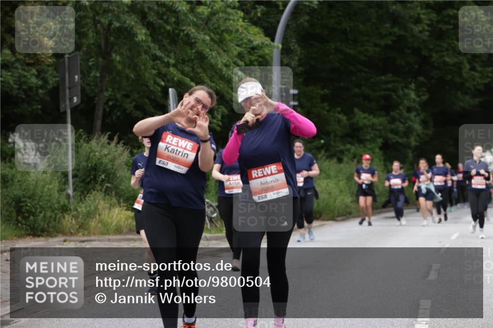 14.06.2026 - REWE Women's Run Jannik Wohlers http://msf.ph/oto/9800504 14.06.2026 11:03:55 Laufen 57, 6022, 6068, 57 meine-sportfotos.de