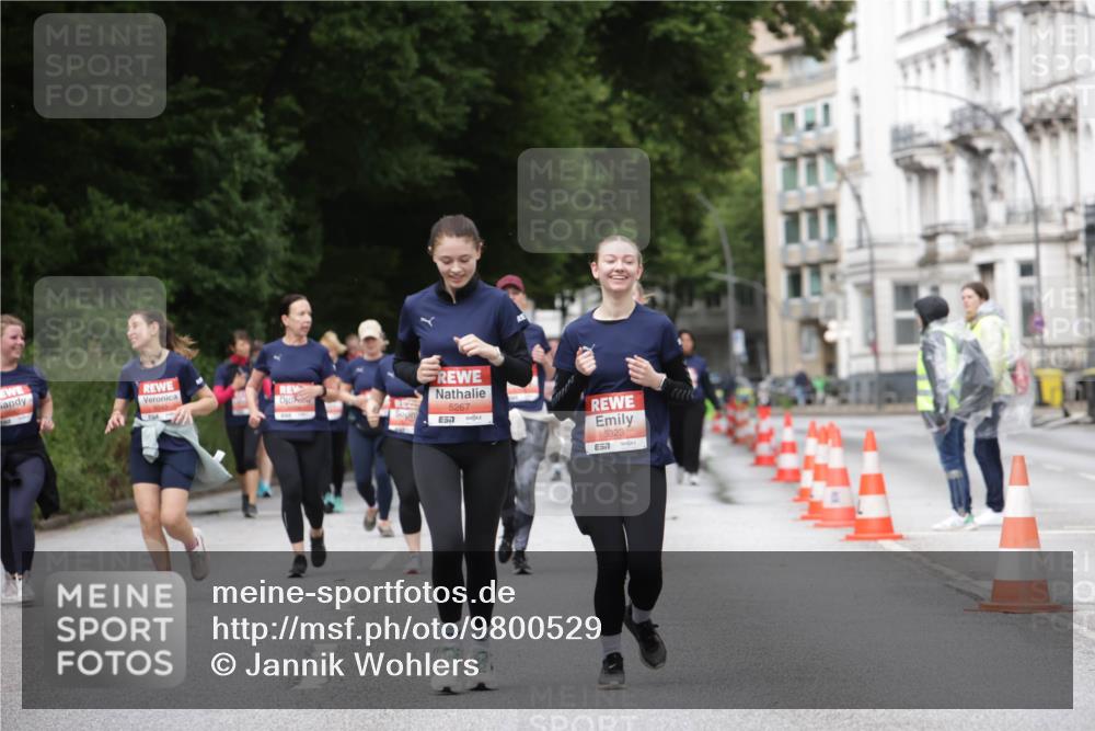 14.06.2026 - REWE Women's Run Jannik Wohlers http://msf.ph/oto/9800529 14.06.2026 11:04:00 Laufen 7, 5267, 5323 meine-sportfotos.de