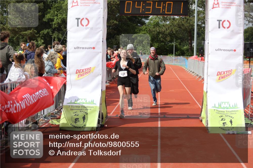 14.06.2026 - 7 Türme Triathlon Andreas Tolksdorf http://msf.ph/oto/9800555 14.06.2026 15:34:00 Ziel 898 meine-sportfotos.de