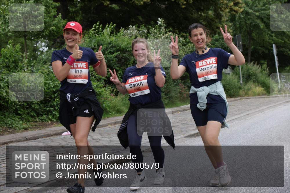 14.06.2026 - REWE Women's Run Jannik Wohlers http://msf.ph/oto/9800579 14.06.2026 11:04:09 Laufen 5040, 57, 5042, 51, 5043, 7 meine-sportfotos.de