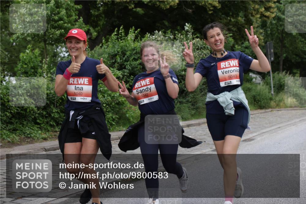 14.06.2026 - REWE Women's Run Jannik Wohlers http://msf.ph/oto/9800583 14.06.2026 11:04:09 Laufen 5040, 7, 5042, 57, 5043, 7 meine-sportfotos.de