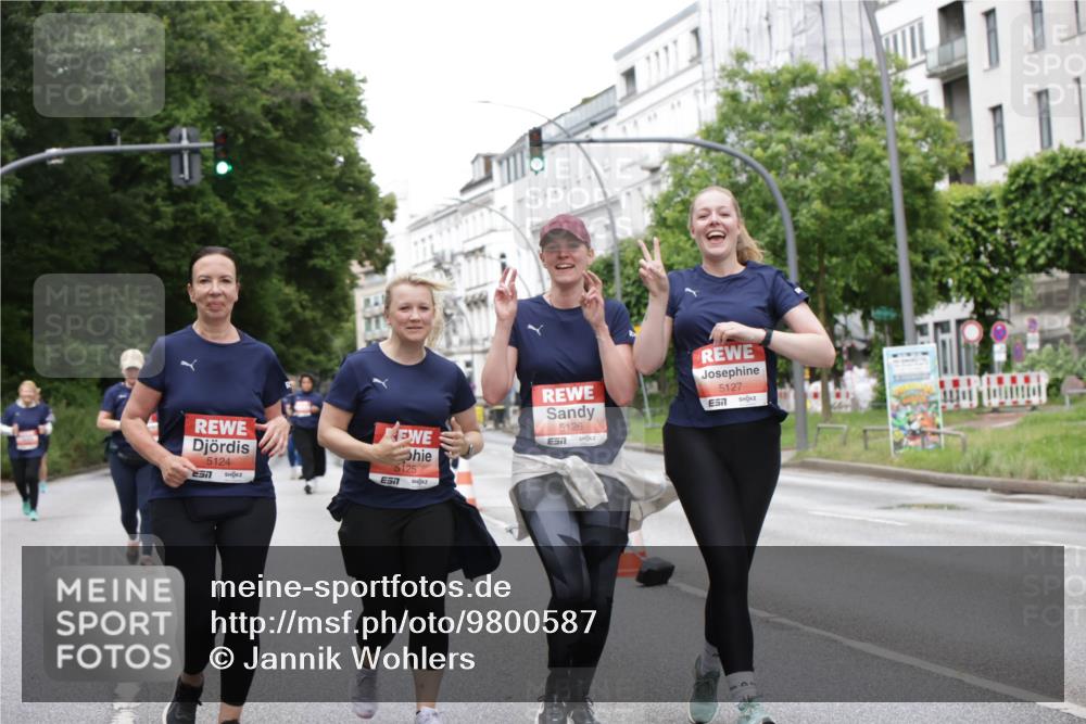 14.06.2026 - REWE Women's Run Jannik Wohlers http://msf.ph/oto/9800587 14.06.2026 11:04:10 Laufen 5124, 5125, 7, 5126, 7, 5127, 7 meine-sportfotos.de