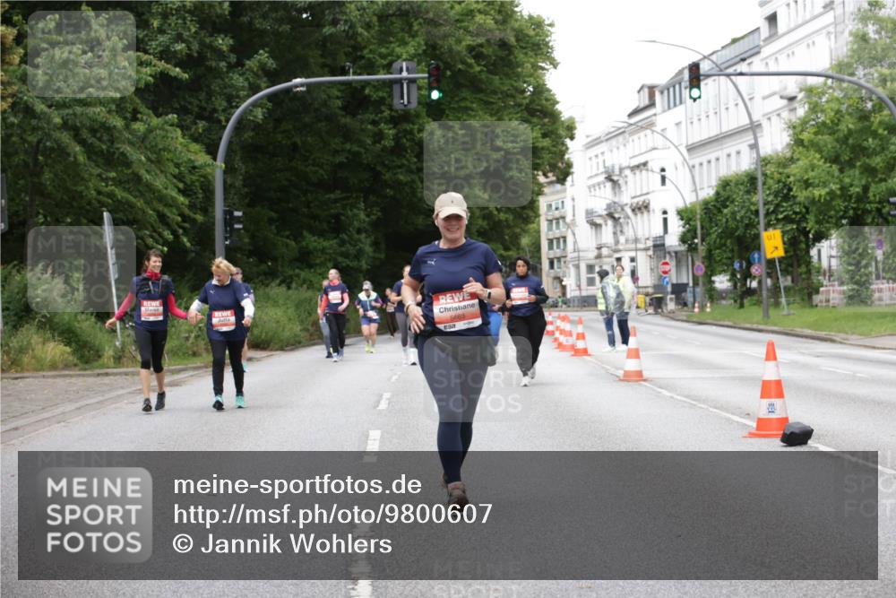 14.06.2026 - REWE Women's Run Jannik Wohlers http://msf.ph/oto/9800607 14.06.2026 11:04:13 Laufen  meine-sportfotos.de