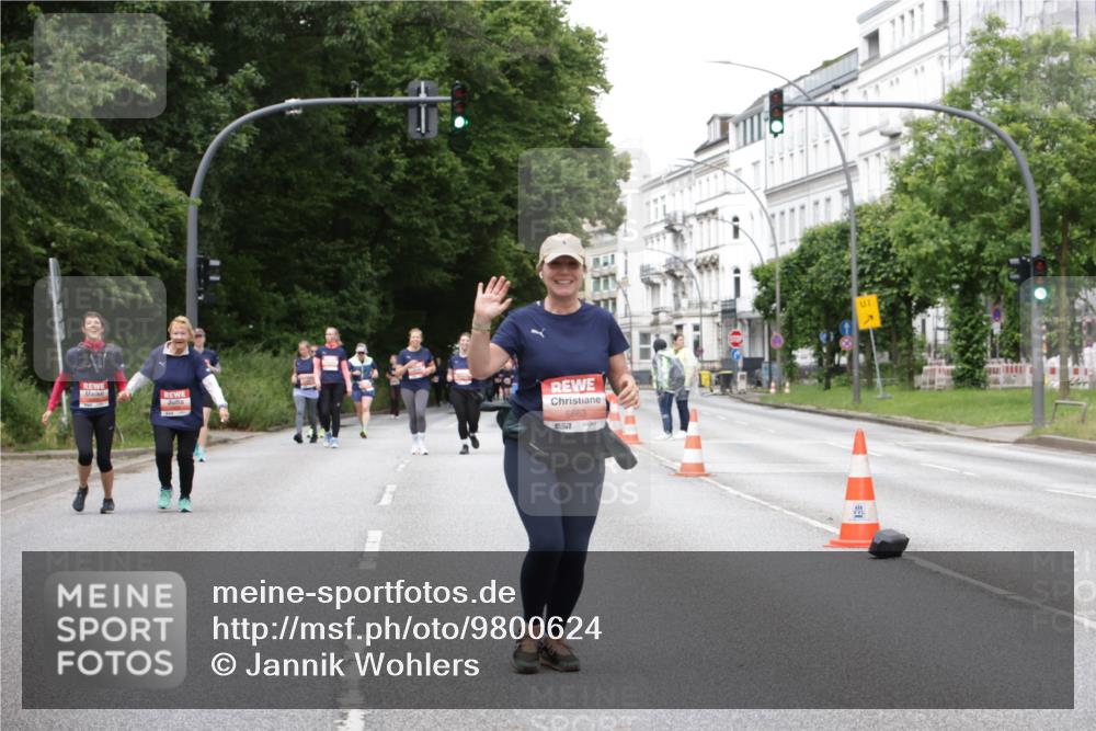 14.06.2026 - REWE Women's Run Jannik Wohlers http://msf.ph/oto/9800624 14.06.2026 11:04:14 Laufen 5663, 657, 01 meine-sportfotos.de