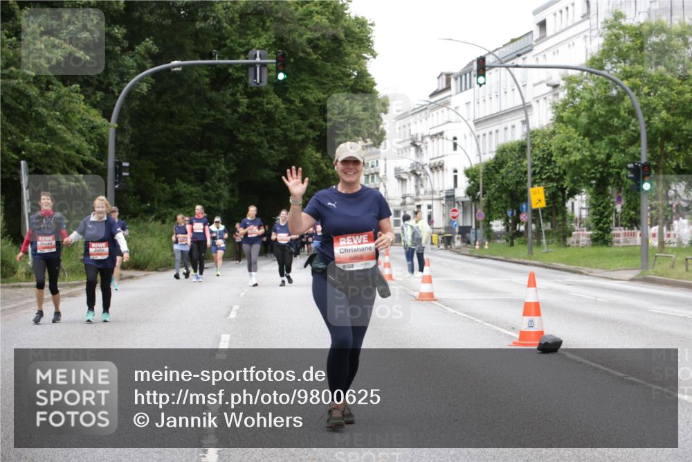 14.06.2026 - REWE Women's Run Jannik Wohlers http://msf.ph/oto/9800625 14.06.2026 11:04:14 Laufen  meine-sportfotos.de