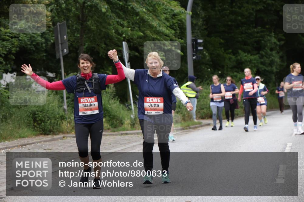 14.06.2026 - REWE Women's Run Jannik Wohlers http://msf.ph/oto/9800633 14.06.2026 11:04:16 Laufen 5658, 5959, 57 meine-sportfotos.de