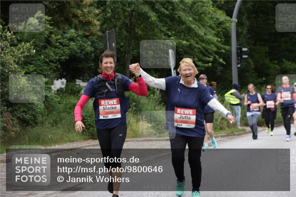 14.06.2026 - REWE Women's Run Jannik Wohlers http://msf.ph/oto/9800646 14.06.2026 11:04:16 Laufen 5658, 7, 5959, 57 meine-sportfotos.de