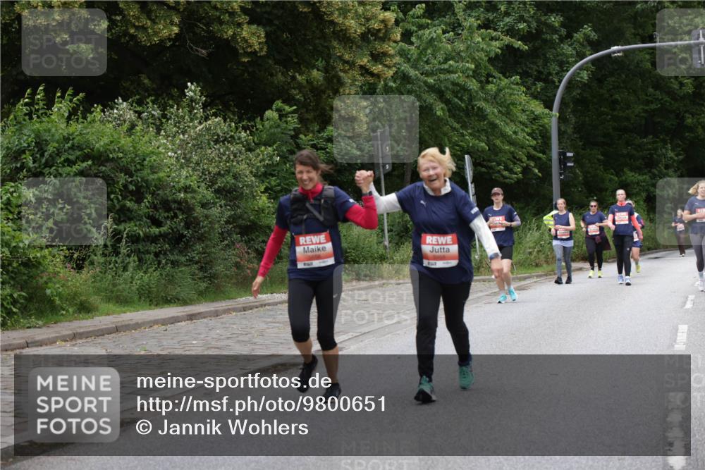 14.06.2026 - REWE Women's Run Jannik Wohlers http://msf.ph/oto/9800651 14.06.2026 11:04:17 Laufen 157 meine-sportfotos.de