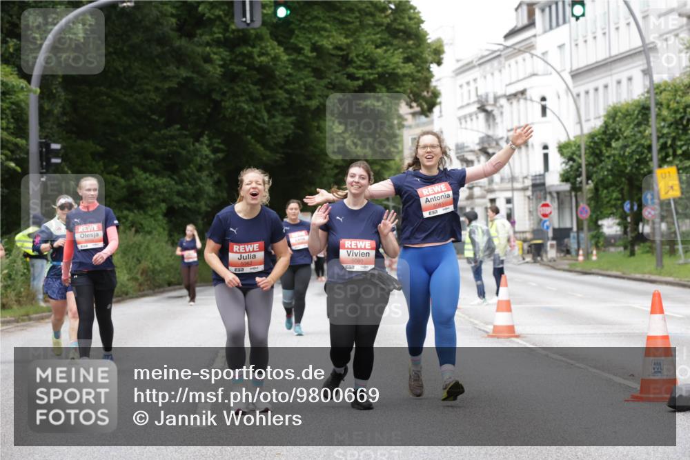 14.06.2026 - REWE Women's Run Jannik Wohlers http://msf.ph/oto/9800669 14.06.2026 11:04:22 Laufen 5080, 5081, 01 meine-sportfotos.de