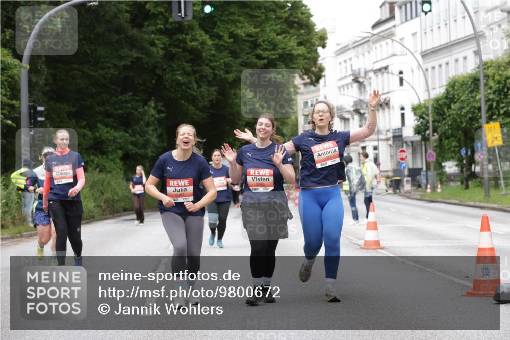 14.06.2026 - REWE Women's Run Jannik Wohlers http://msf.ph/oto/9800672 14.06.2026 11:04:22 Laufen 5082, 5080, 5081, 01 meine-sportfotos.de