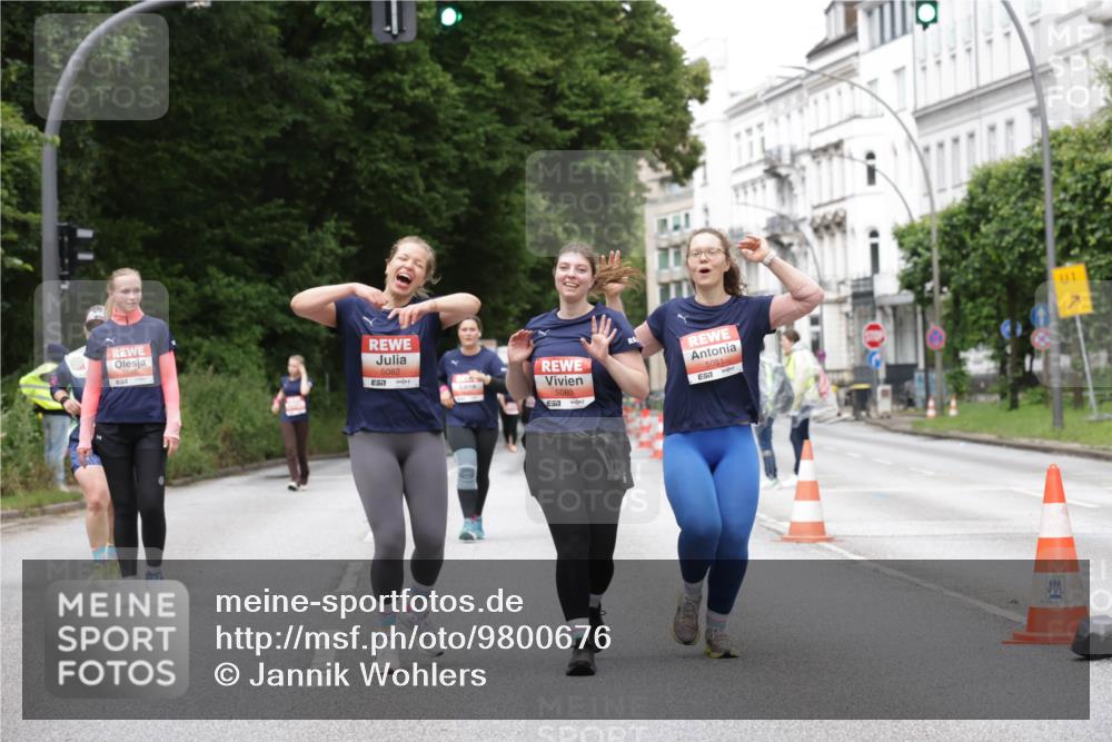 14.06.2026 - REWE Women's Run Jannik Wohlers http://msf.ph/oto/9800676 14.06.2026 11:04:22 Laufen 5082, 57, 5081, 01, 5080, 511 meine-sportfotos.de