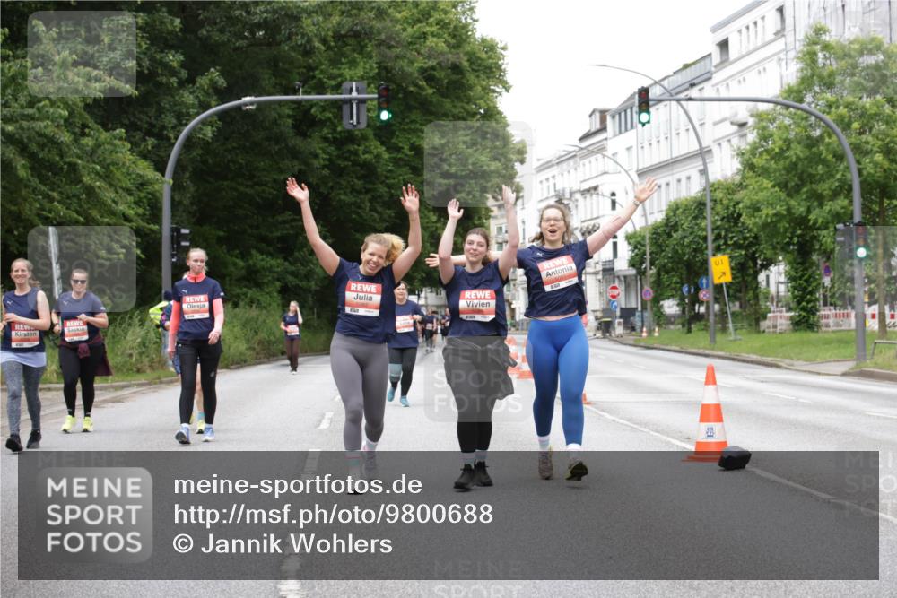 14.06.2026 - REWE Women's Run Jannik Wohlers http://msf.ph/oto/9800688 14.06.2026 11:04:22 Laufen 1 meine-sportfotos.de