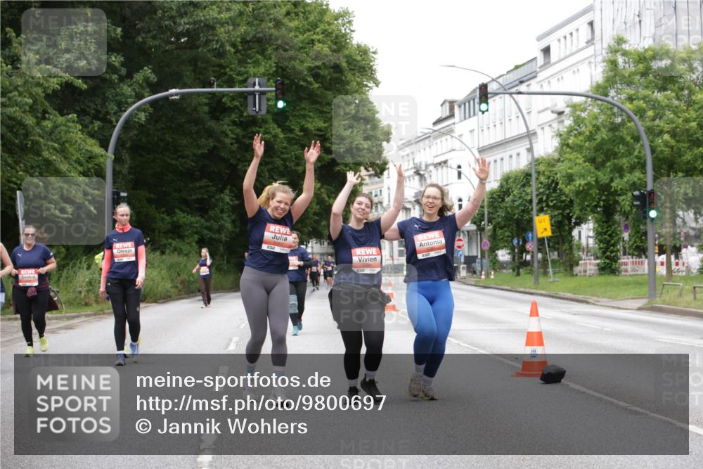 14.06.2026 - REWE Women's Run Jannik Wohlers http://msf.ph/oto/9800697 14.06.2026 11:04:23 Laufen 1 meine-sportfotos.de