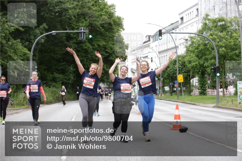 14.06.2026 - REWE Women's Run Jannik Wohlers http://msf.ph/oto/9800704 14.06.2026 11:04:23 Laufen 01 meine-sportfotos.de