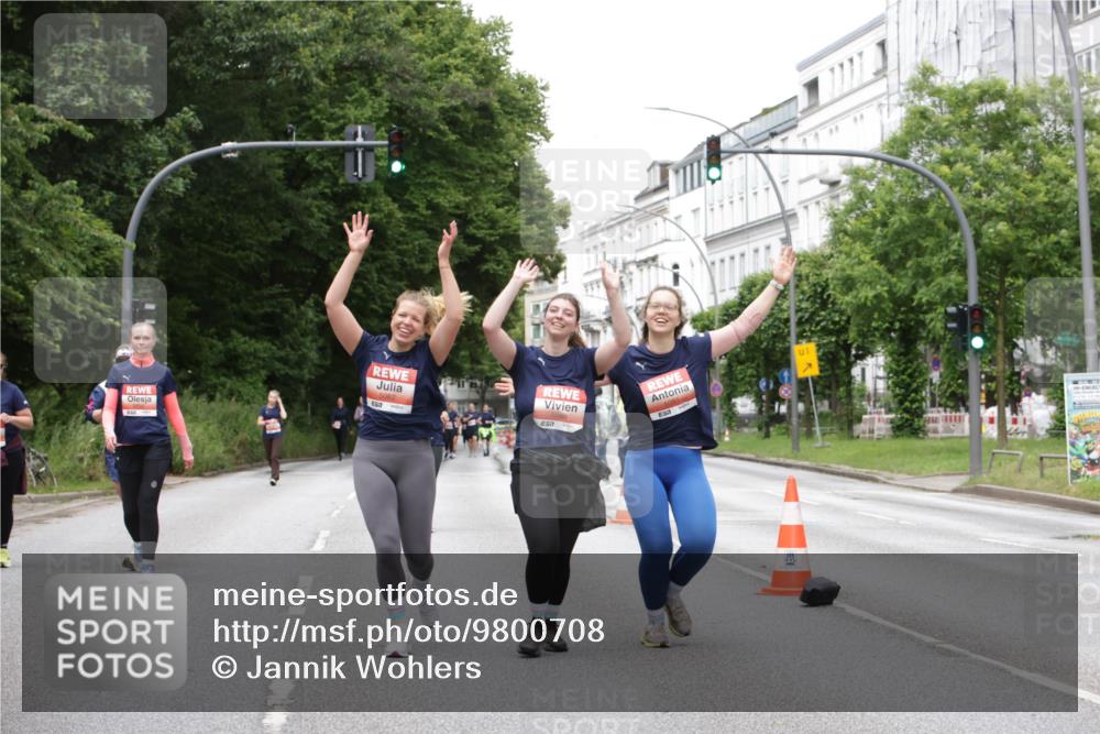 14.06.2026 - REWE Women's Run Jannik Wohlers http://msf.ph/oto/9800708 14.06.2026 11:04:23 Laufen 1 meine-sportfotos.de