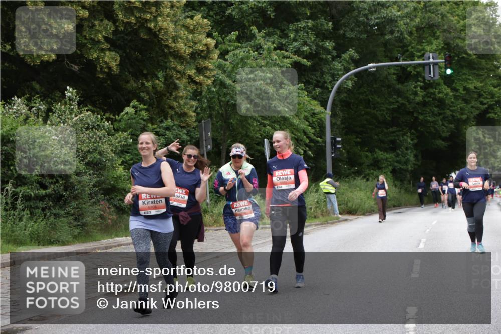 14.06.2026 - REWE Women's Run Jannik Wohlers http://msf.ph/oto/9800719 14.06.2026 11:04:25 Laufen 5708, 57 meine-sportfotos.de