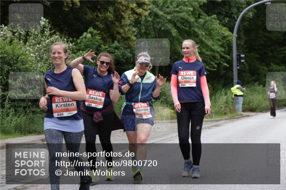 14.06.2026 - REWE Women's Run Jannik Wohlers http://msf.ph/oto/9800720 14.06.2026 11:04:26 Laufen 5708, 7, 5265, 7, 5730, 5555 meine-sportfotos.de