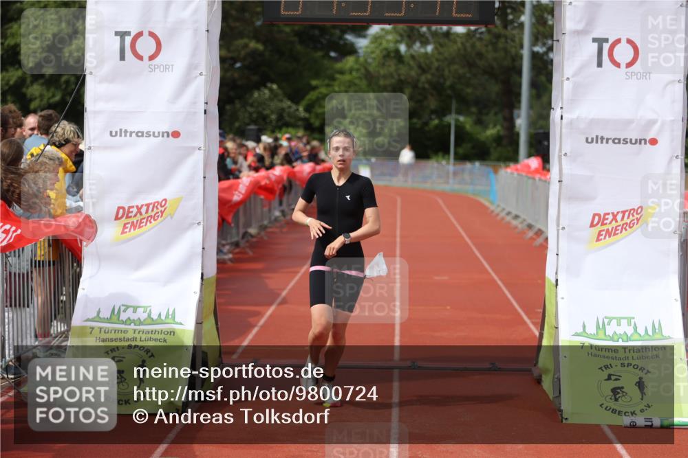 14.06.2026 - 7 Türme Triathlon Andreas Tolksdorf http://msf.ph/oto/9800724 14.06.2026 15:35:10 Ziel 1185, 1731 meine-sportfotos.de